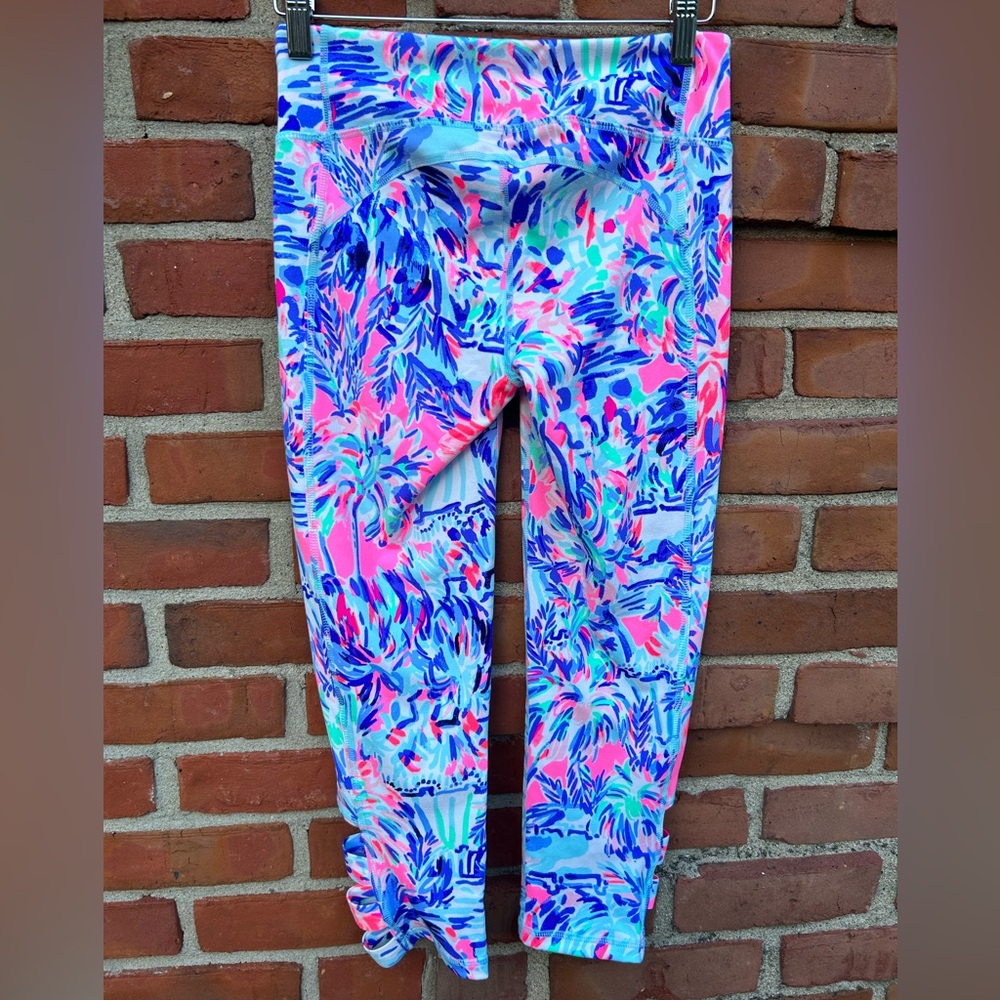 Lilly Pulitzer Luxletic Cropped Weekender Leggings Cabana Cocktail - Picture 6 of 7